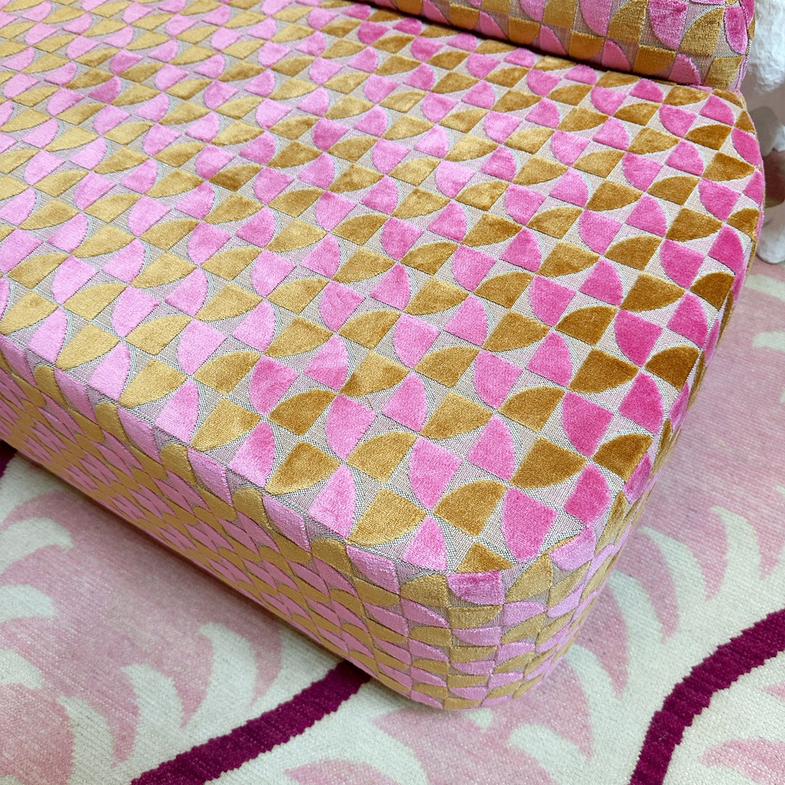 #color_pink-pinwheel-velvet