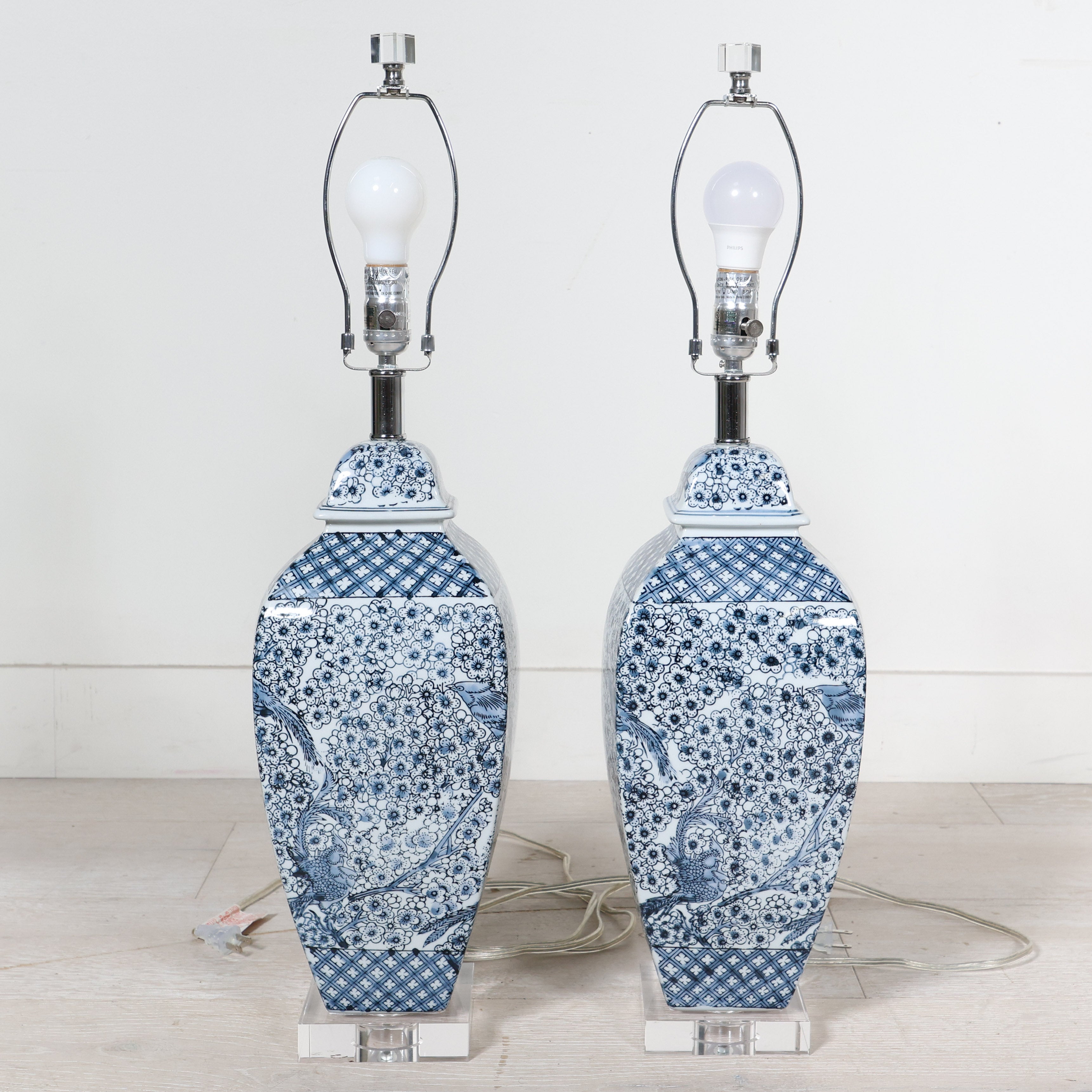 Pair of Blue and White Chinoiserie Lamps on Acrylic Bases | Unique