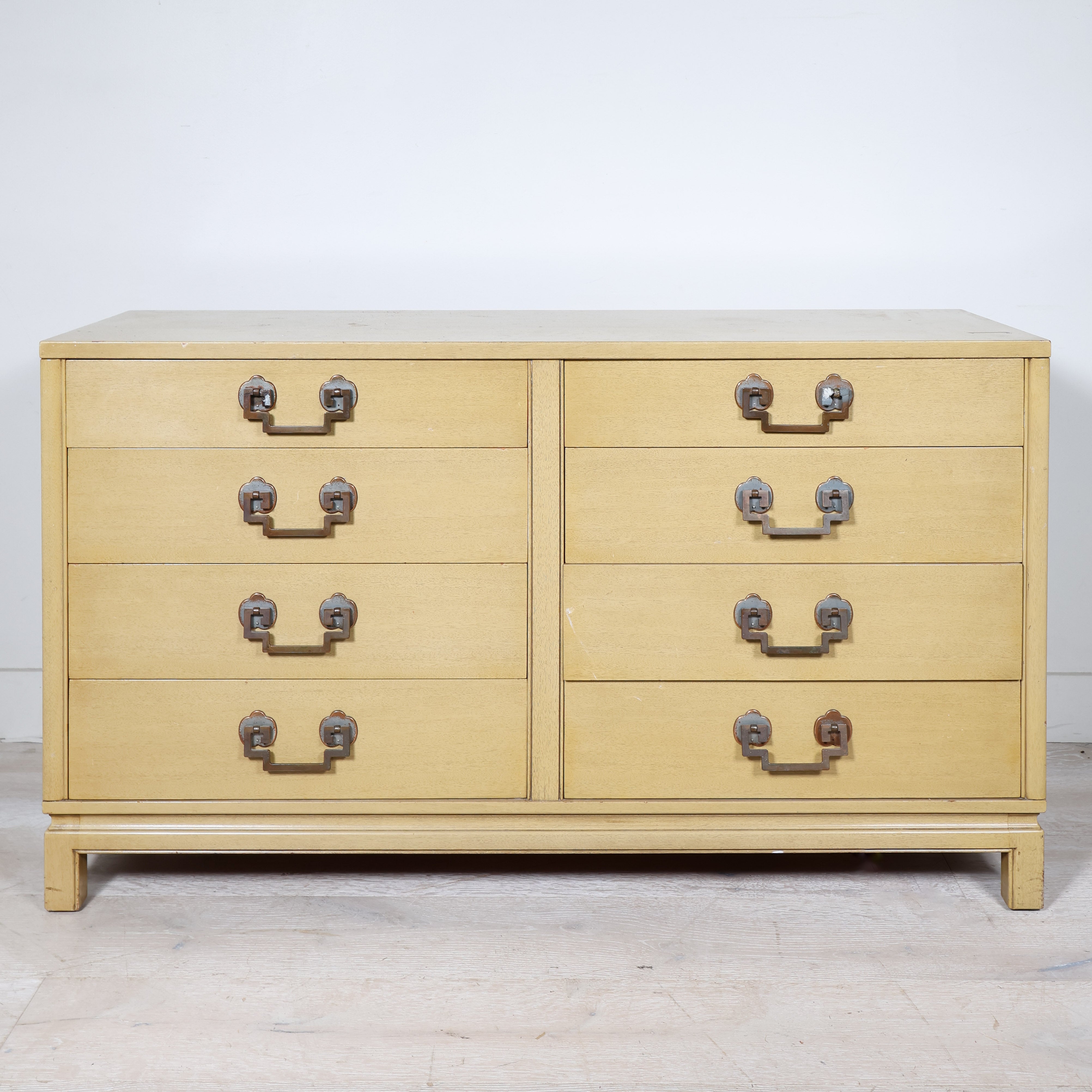 dresser 8 drawer Landstrom 8-drawer dresser