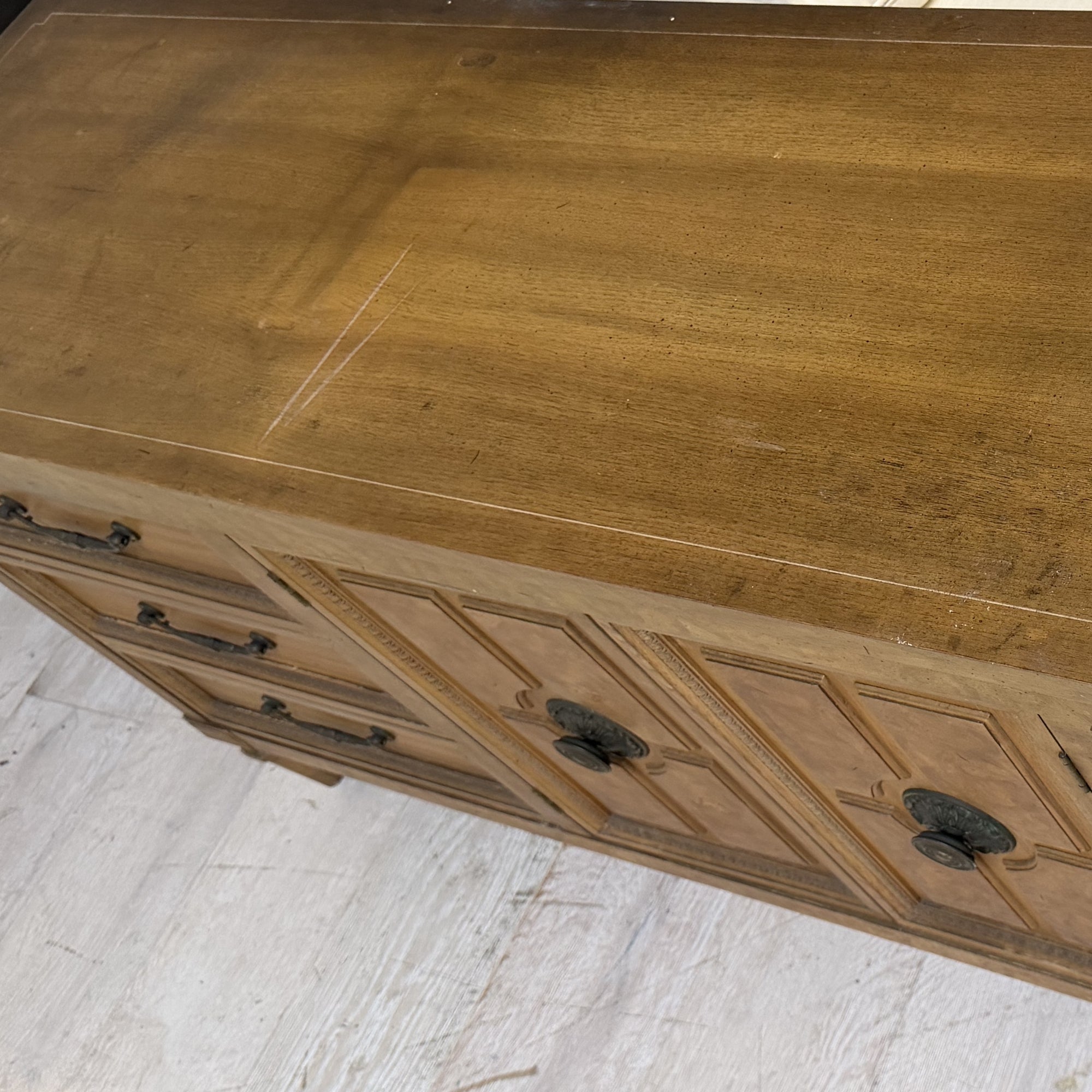 MID-CENTURY Modern BURL LONG DRESSER MID-CENTURY Modern BURL LONG DRESSER