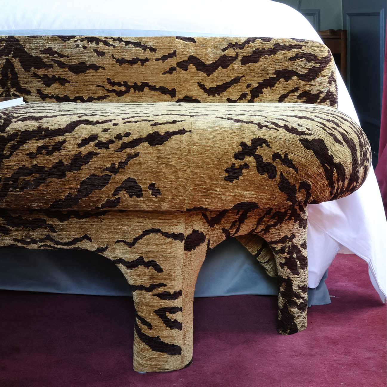 #color_tigers-eye-velvet